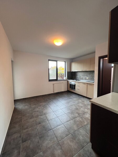 Pipera, Porsche, Cortina North, casa tip duplex, 5 camere,  260 mp.